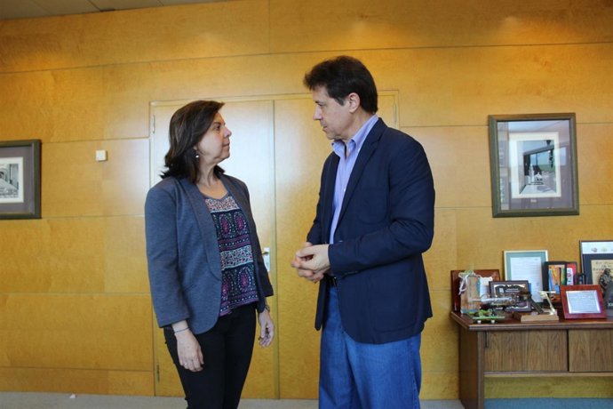 Reunión de la Consejera y el secretario general de COAG.