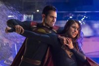 Supergirl vs Superman en las nuevas imágenes del final de la 2ª temporada