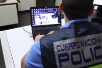 La Policía Nacional pone en marcha en Baleares una campaña sobre la seguridad de los menores en Internet