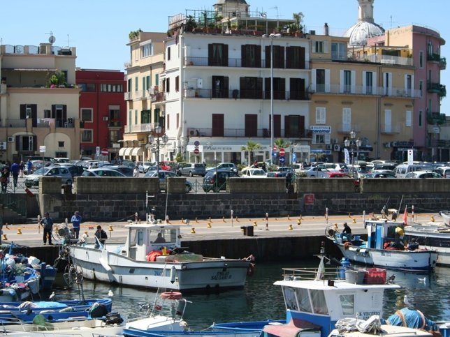 Puerto de Pozzuoli