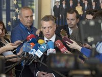 Urkullu dice que el desarme ETA debe llevar a su desaparición y pide a la banda y a la IA "autocrítica"
