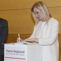 Cifuentes asegura respetar a la UCO: "Estar en desacuerdo con un informe no significa cuestionar a la Guardia Civil"