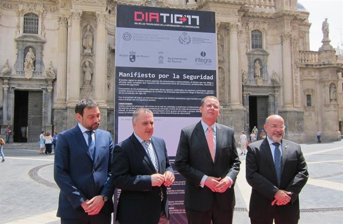 Castejón, Abril, Guillén y Avilés                              