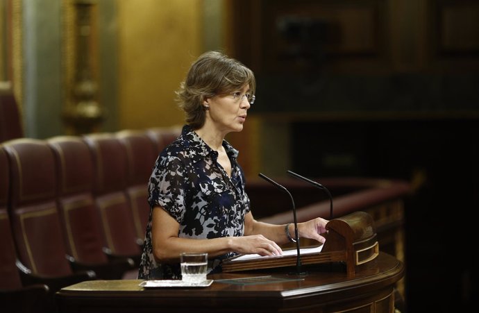 Isabel García Tejerina en el Congreso