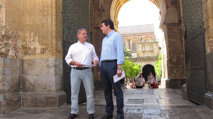 José María Bellido y Salvador Fuentes en la Mezquita-Catedral