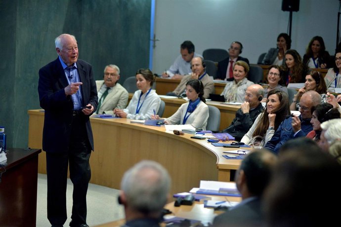 Charles Handy en el Instituto San Telmo