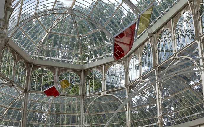 Instalación de Rosa Barba para el Palacio de Cristal