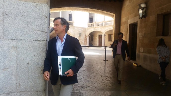 Uno De Los Hermanos Ruiz Mateos Investigados En Palma