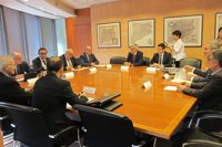 El Govern propone al Estado una comisión sobre las colas en el Aeropuerto de Barcelona