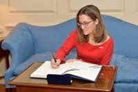 Ministra de Exteriores de Canadá viaja a México para hablar del TLCAN