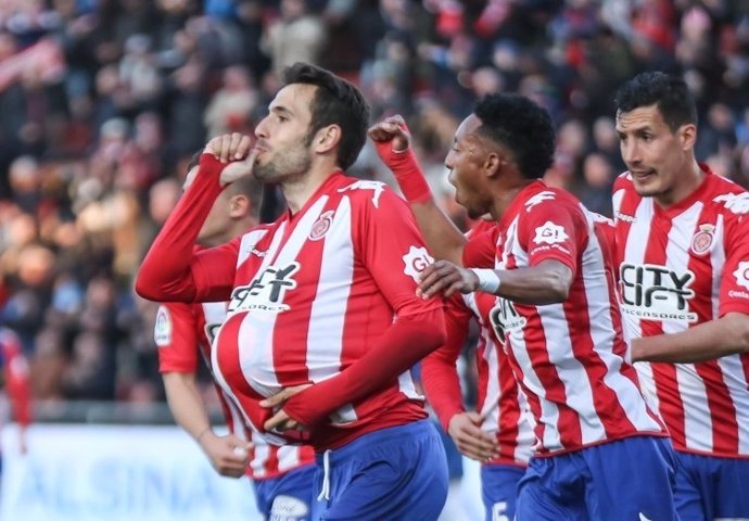 El Girona sigue segundo en la Liga 1,2,3
