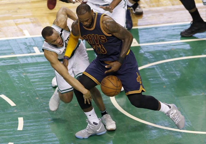 Lebron James en el  Boston Celtics - Cleveland Cavaliers