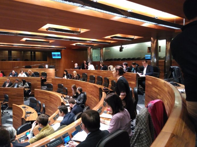Pleno en la Junta General del Principado de Asturias