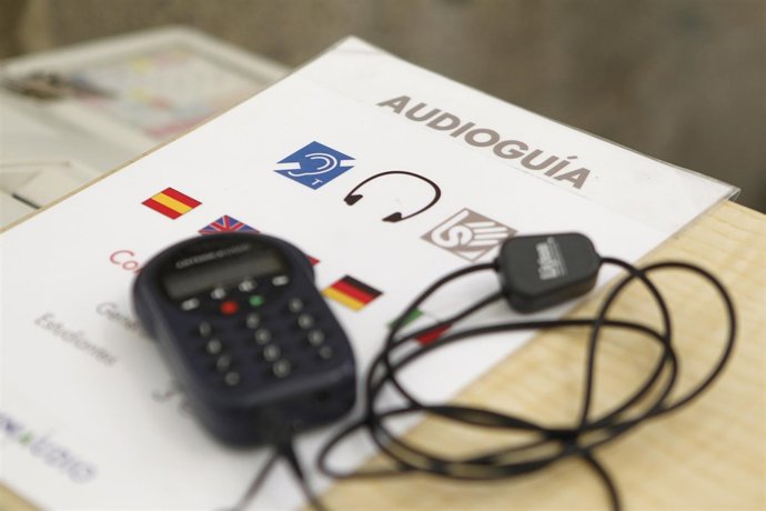 Información y comunicación accesible para personas con discapacidad auditiva 