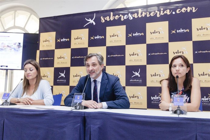 La nutrición saludable centra la programación de 'Salud y Sabores Almería'.