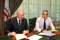 Unicaja firma un acuerdo con la Diputación para financiar a empresas de Sabor a Málaga