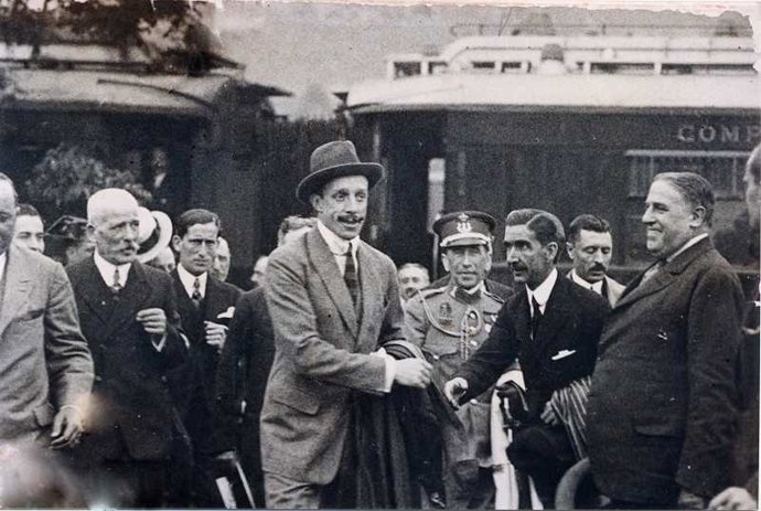 Alfonso XIII en el Caminito del Rey 