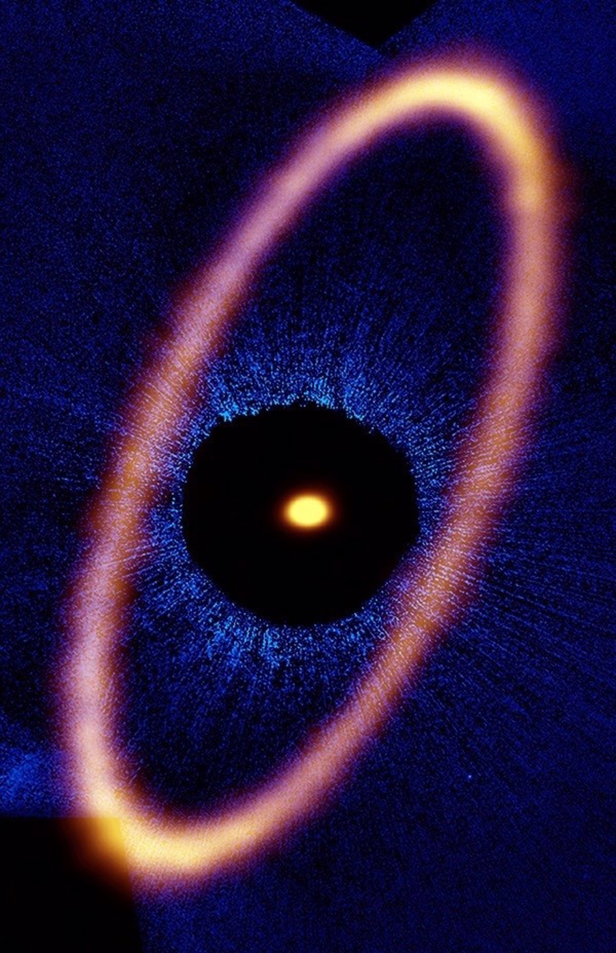 Así es el anillo helado del joven sistema estelar Fomalhaut