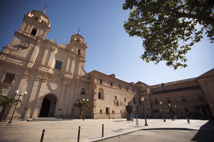 Localizaciones dentro y fuera del monasterio UCAM Los Jerónimos