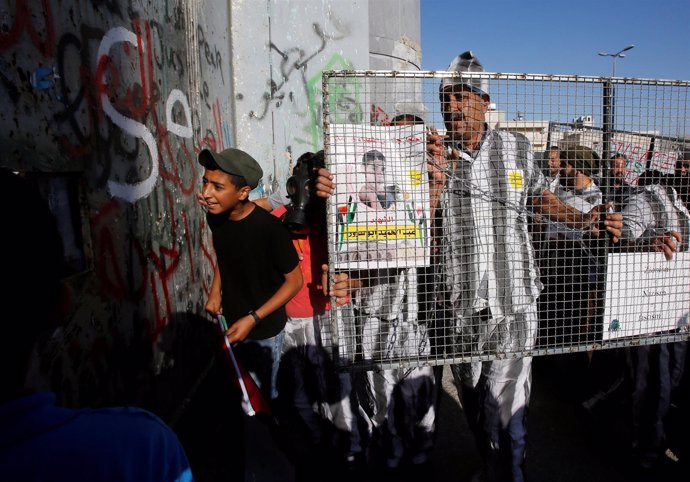 Protesta contra huelga de hambre en Belén (Cisjordania)