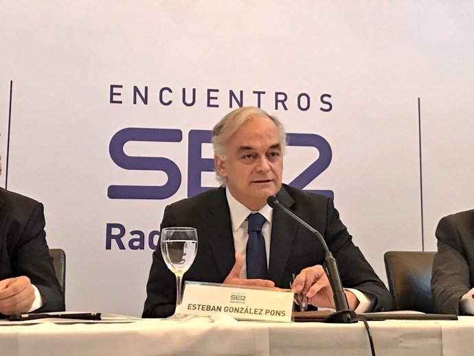 Esteban González Pons en el desayuno de la Cadena Ser