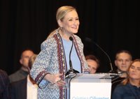 Cifuentes pide comparecer en la Asamblea para explicar la adjudicación de la cafetería a Arturo Fernández