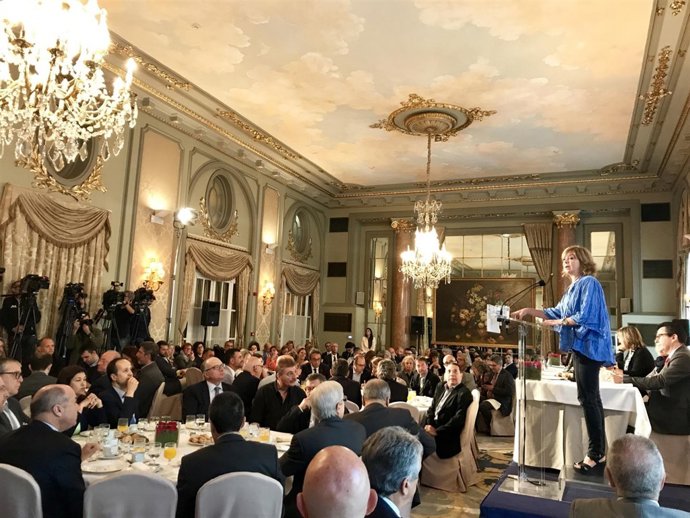 La consellera de Gobernación, Meritxell Borràs