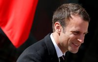 Macron asegura a los medios franceses que no quiere "hacer el trabajo de las redacciones"