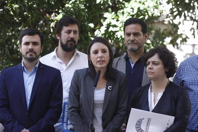 Unidos Podemos registra en el Congreso la moción de censura contra Rajoy
