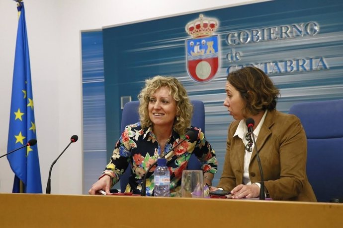 Eva Díaz Tezanos en rueda de prensa 