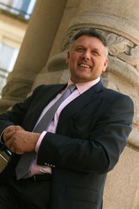 Telmo Martín (PP) volverá a ser alcalde de Sanxenxo tras un acuerdo con el actual regidor