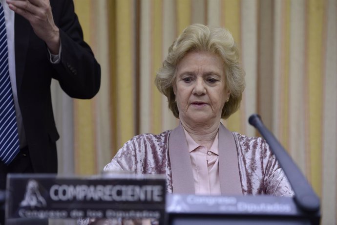 La Defensora del Pueblo, Soledad Becerril, en el Congreso
