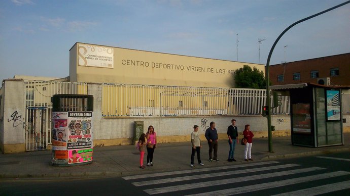 Piscina Virgen de los Reyes.