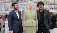 Tilda Swinton (Okja) responde a Almodóvar: "Hay miles de películas exhibidas en Cannes que nunca llegaron a los cines"