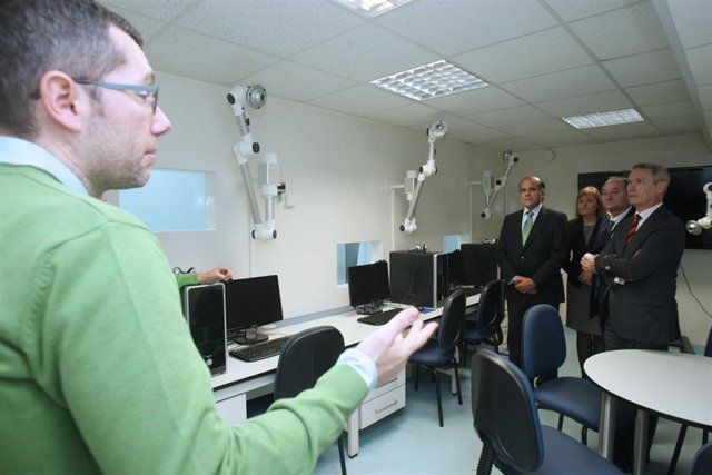 Visita al IOBA y su Unidad de Dolor Ocular