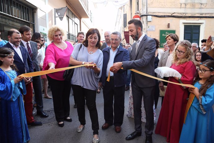 Armengol inaugura el Mercado Medieval de Capdepera