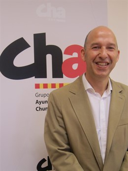 El portavoz del grupo municipal de CHA, Carmelo Asensio