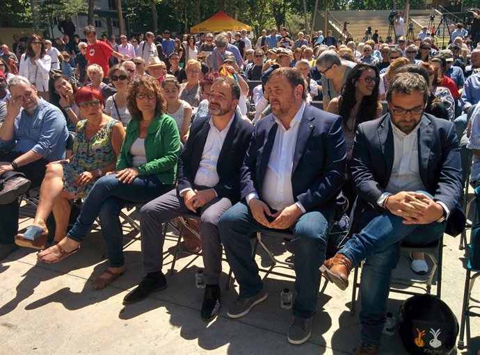 Trini Capdevila, Montse Benedí, Alfred Bosch, Oriol Junqueras i Juli Fernández 