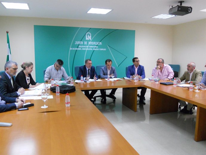 La Comisión Permanente del Consejo Andaluz de Relaciones Laborales reunida.