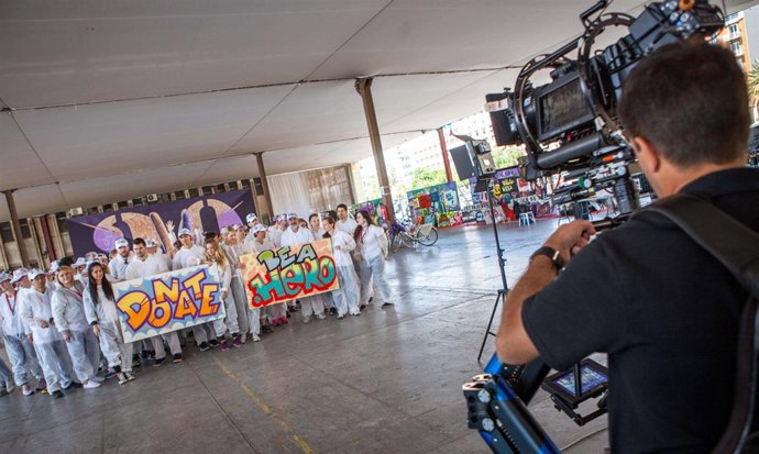 Una empresa suiza ha grabado este vídeo solidario