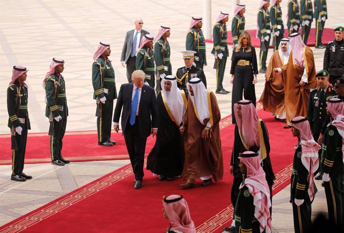 Donald Trump a su llegada a Arabia Saudí