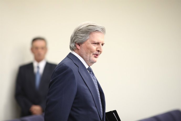 Roda de premsa de Méndez de Vigo després del Consell de Ministres