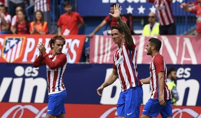 Fernando Torres deja su sello en el adiós al Calderón
