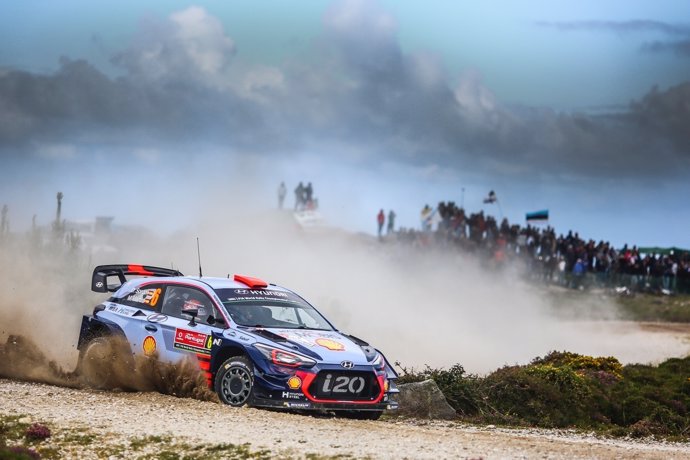 Sordo acaba tercero en el Rally de Portugal con victoria del francés Ogier