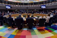 La UE a 27 aprueba el detalle de sus condiciones para pactar la salida de Reino Unido