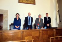 La USAL apuesta por una introducción "paulatina y graduada" del inglés en sus enseñanzas