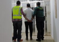Detenidos tres jóvenes, dos de ellos menores, por robar en un salón recreativo de Los Belones (Cartagena)