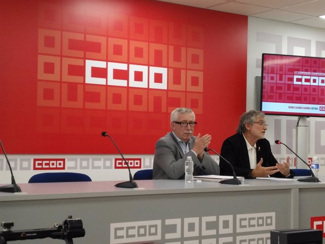 El secretario general de CC.OO., Ignacio Fernández Toxo, y Ramón Górriz
