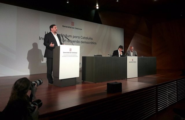 Conferència del vicepte.O.Junqueras,pte.C.Puigdemont,conseller R.Romeva, Madrid