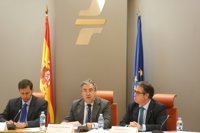 Tráfico estudia imponer medidas más estrictas a conductores noveles para reducir la siniestralidad